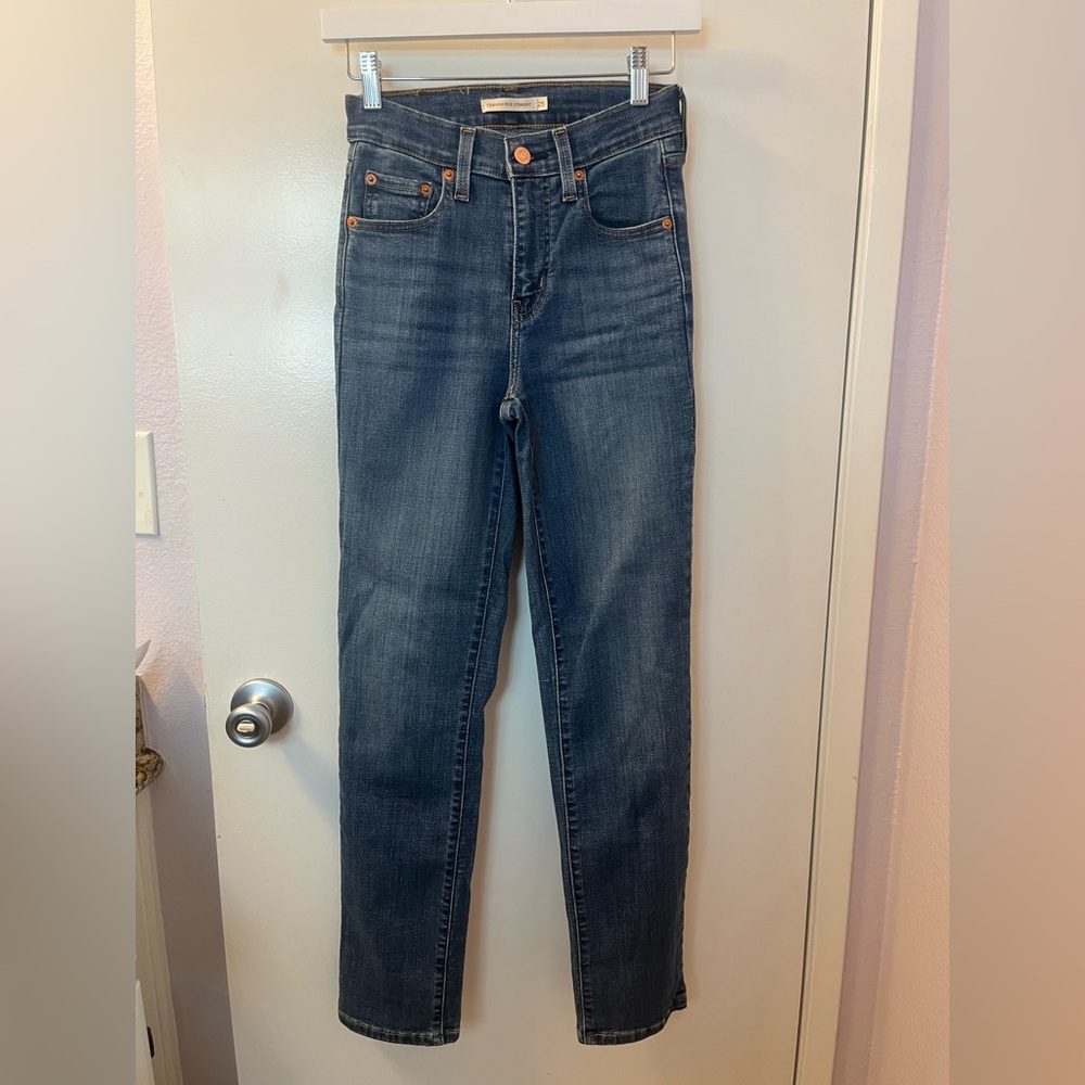 Levi's High Rise Blue Jeans Like New